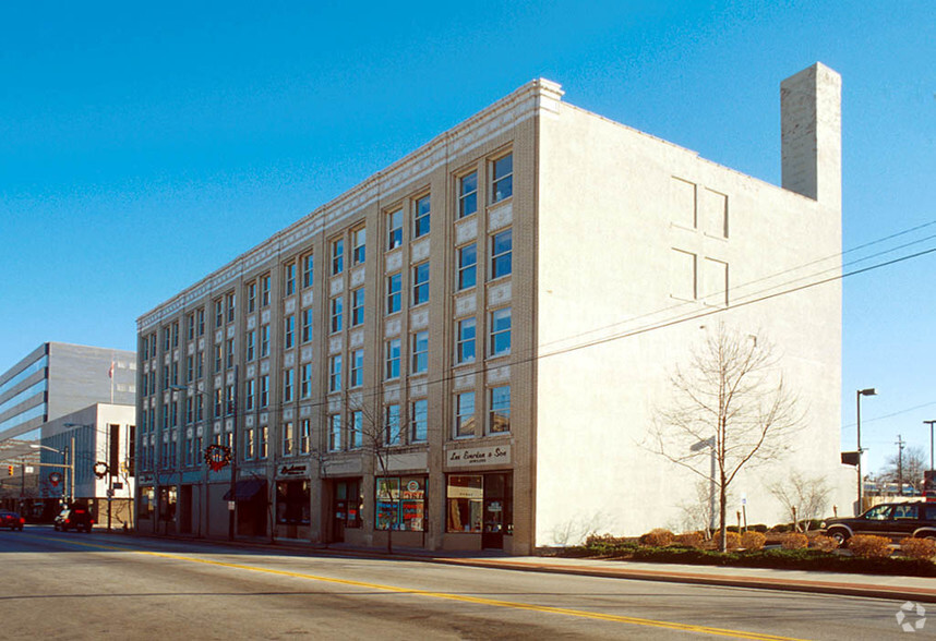 Primary Photo Of 14805 Detroit Ave, Lakewood Office For Lease