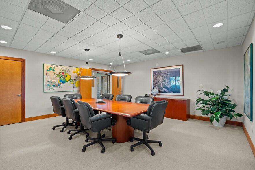 More Photos Of 49 Shores Blvd, Saint Augustine Office For Lease