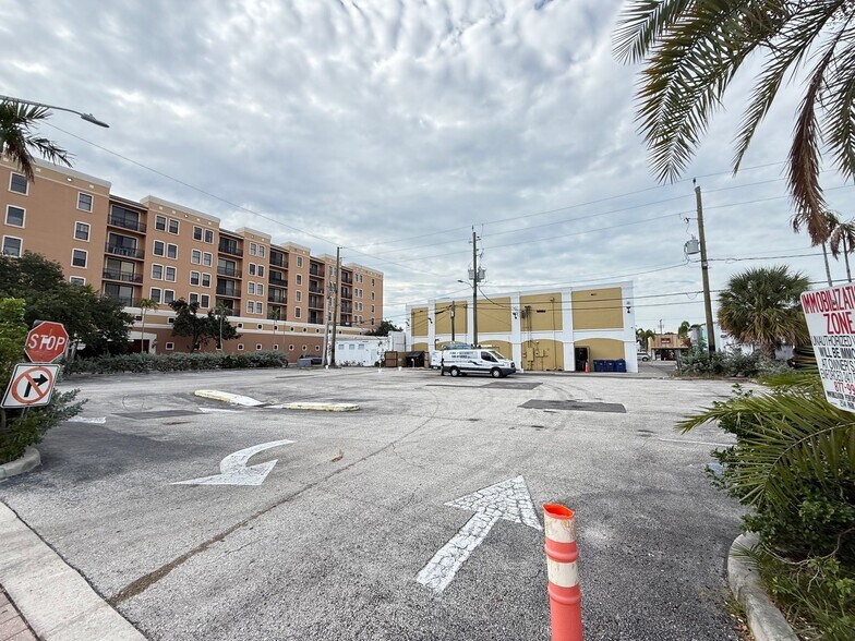 More Photos Of 601-605 Lucerne Ave, Lake Worth Land For Sale
