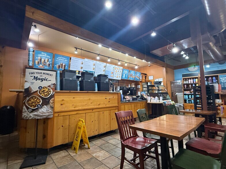 More Photos Of 202 10th Street Suite A, Atlanta Freestanding For Lease