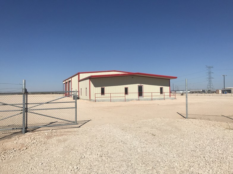 More Photos Of 9503 E County Road 97, Midland Warehouse For Lease