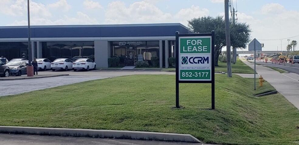 More Photos Of 5449 Bear Ln, Corpus Christi Flex For Lease