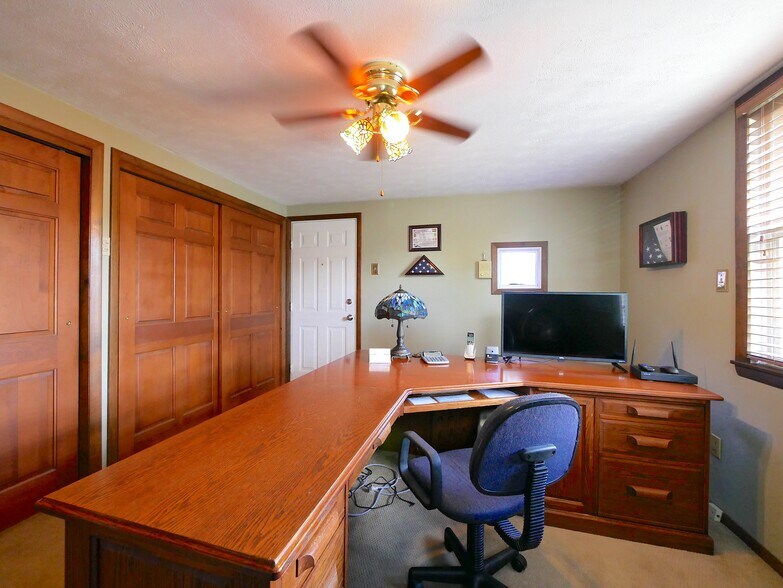 More Photos Of 56721 Ferry Landing Rd, Shadyside Shelter For Sale