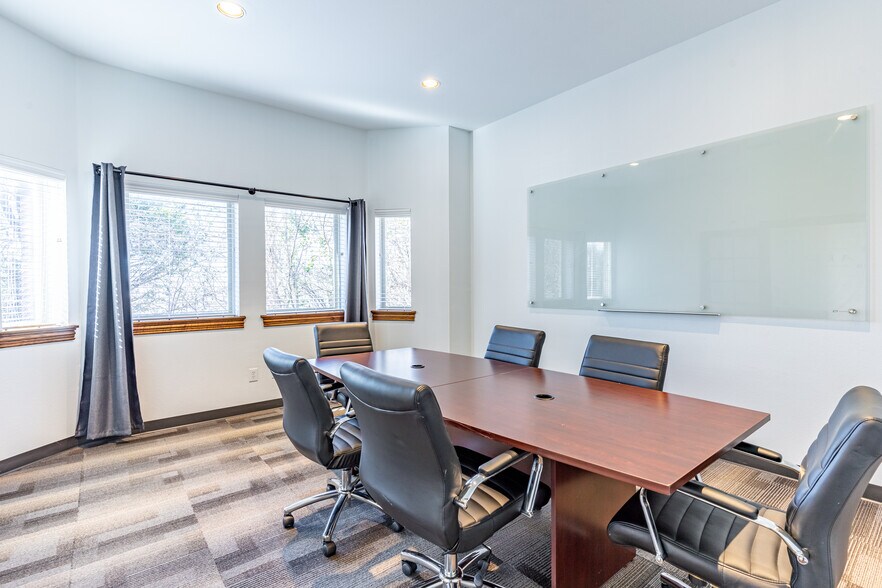 More Photos Of 3012 Ridge Rd, Rockwall Office For Lease