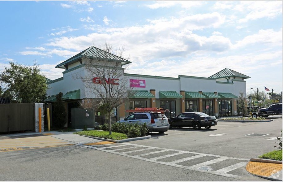 More Photos Of 7790 Winter Garden Vineland Rd, Windermere Storefront For Lease