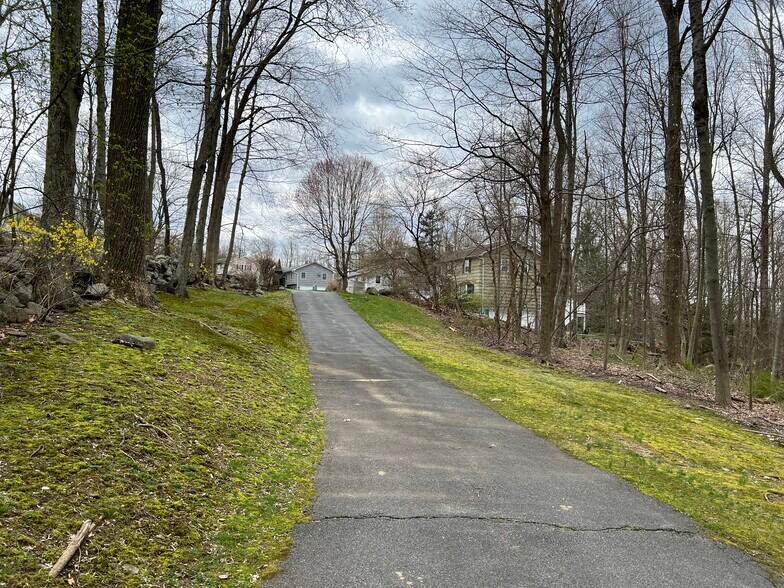 More Photos Of 3032 Manor St, Yorktown Heights Land For Sale