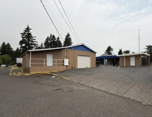 Primary Photo Of 11307 NE Glisan St, Portland Land For Sale
