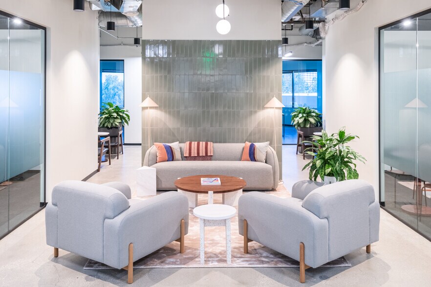 More Photos Of 3090 Bristol St, Costa Mesa Coworking Space