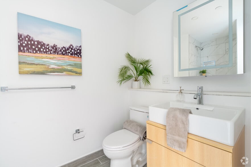 More Photos Of 154 Broadway, Somerville Apartments For Lease