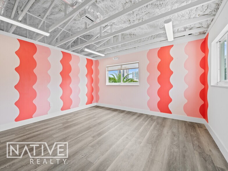 More Photos Of 702-704 NE 1st Ave, Fort Lauderdale Restaurant For Sale