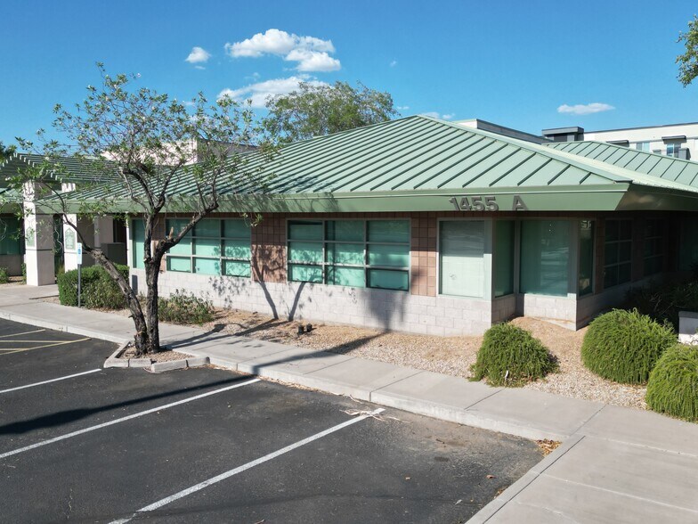 Primary Photo Of 1455 W Chandler Blvd, Chandler Medical For Lease