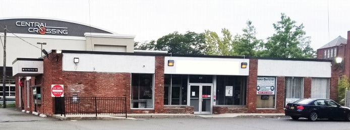 Primary Photo Of 193 Rt-59, Spring Valley Bank For Lease