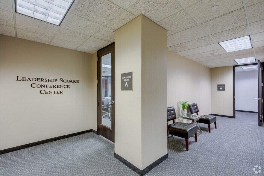 More Photos Of 211 N Robinson Ave, Oklahoma City Office For Lease