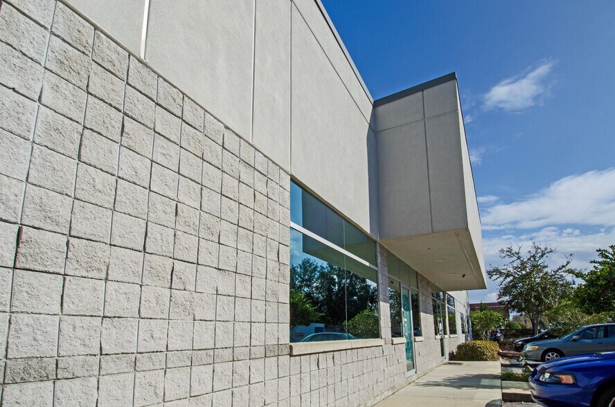 More Photos Of 6820 Southpoint Pky, Jacksonville Medical For Lease