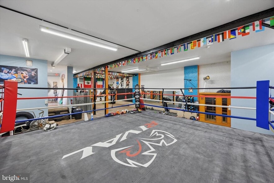More Photos Of 840 E Atlantic St, Philadelphia Warehouse For Sale