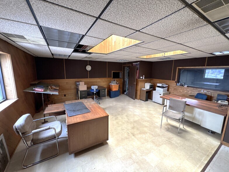 More Photos Of 200 Military Rd, Buffalo Warehouse For Sale