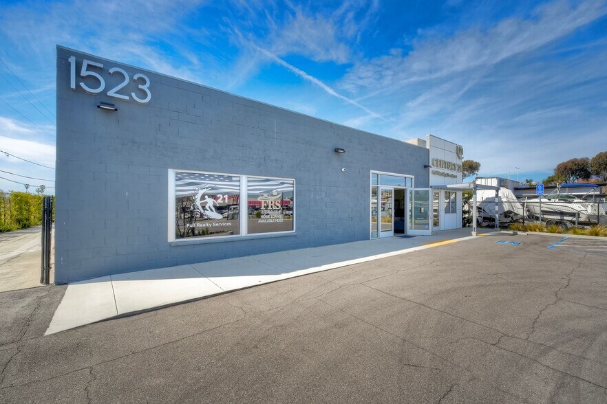 More Photos Of 1523 S Coast Hwy, Oceanside Freestanding For Lease
