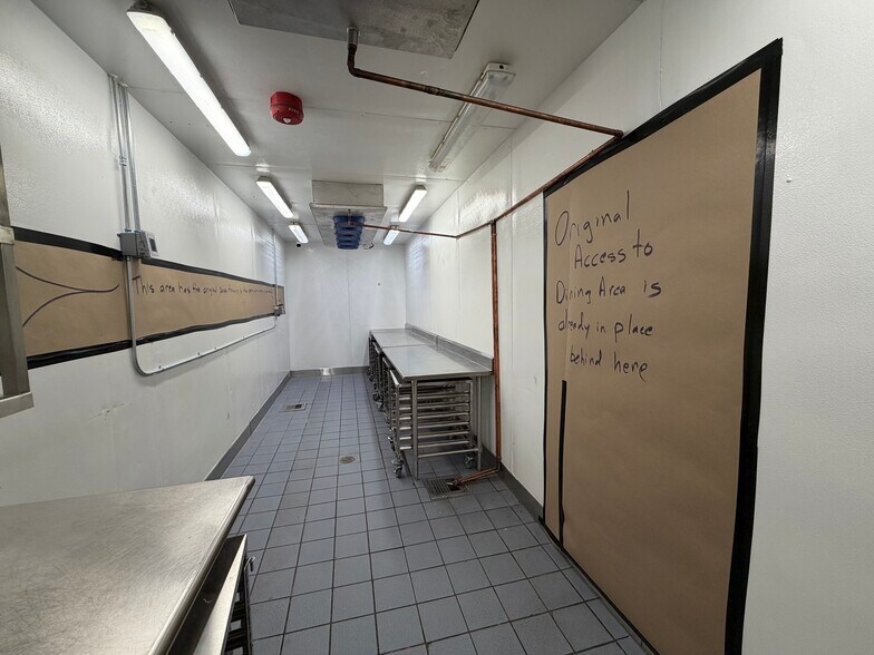 More Photos Of 12634 Indore Pl, Littleton Restaurant For Sale