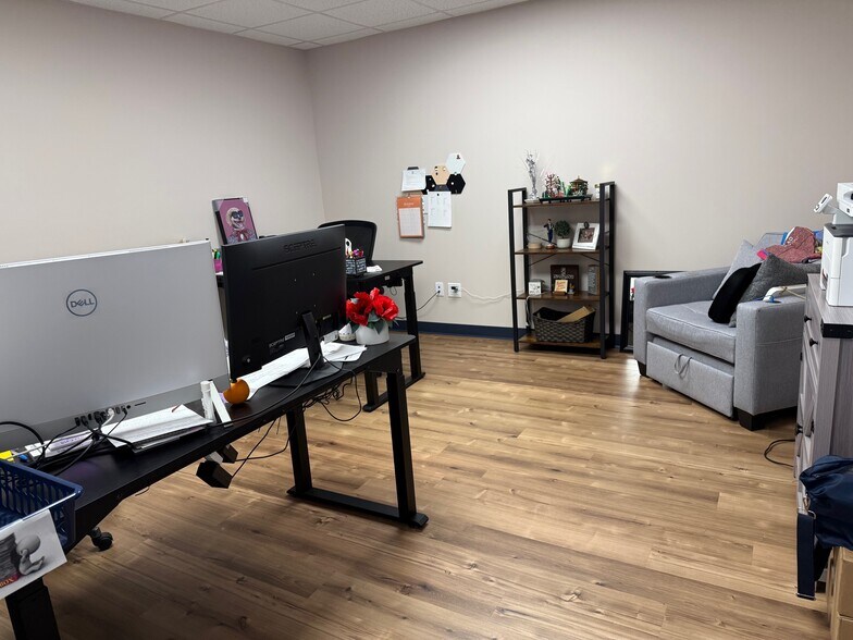 More Photos Of 5972 Rt-31, Cicero Office For Lease