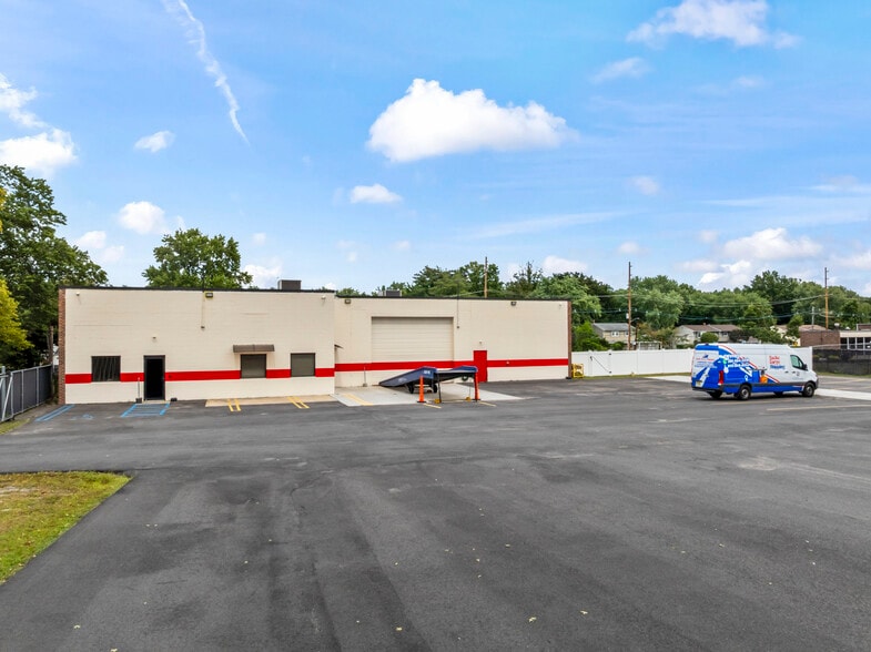 More Photos Of 154 Tices Ln, East Brunswick Manufacturing For Sale