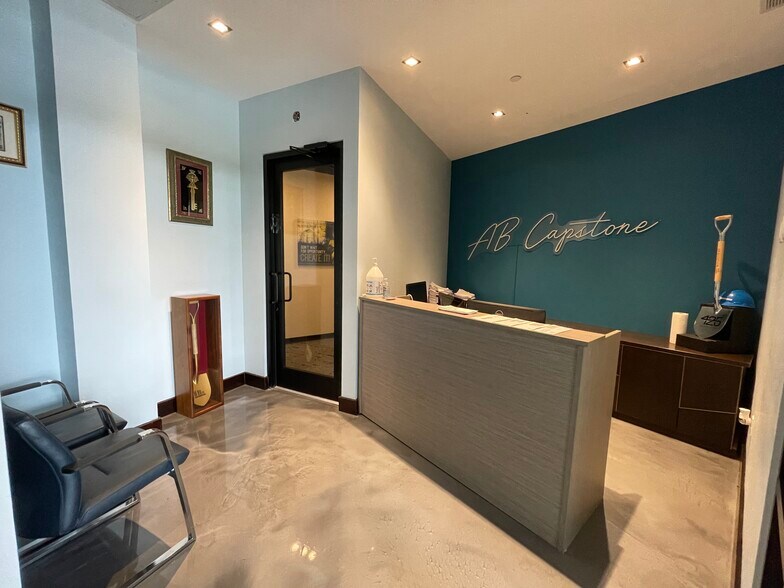More Photos Of 251-73 Jericho Tpke, Bellerose Office For Sale