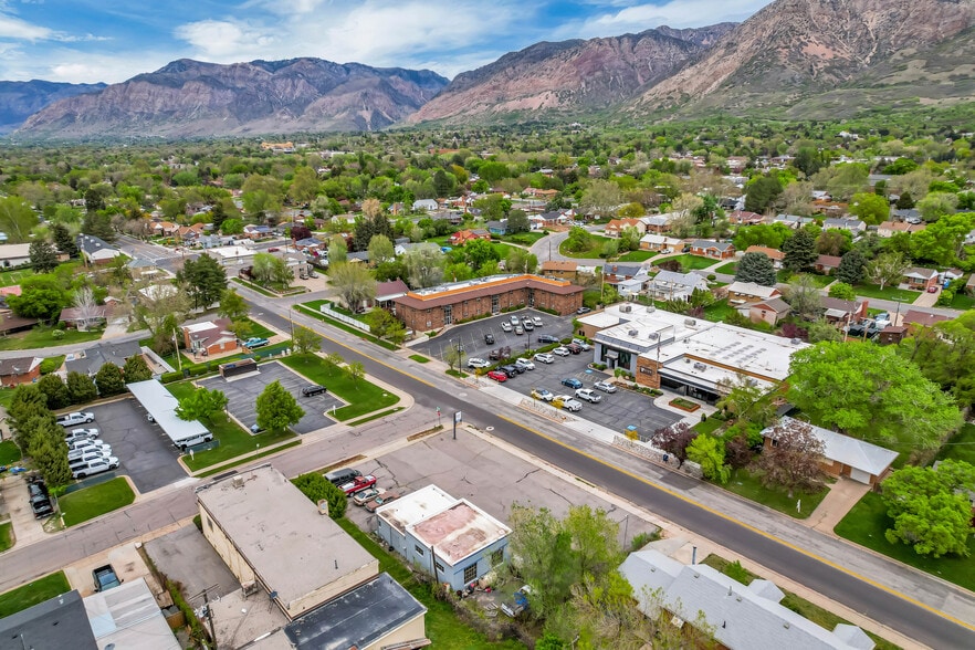 More Photos Of 3707 Quincy Ave, Ogden Auto Repair For Sale