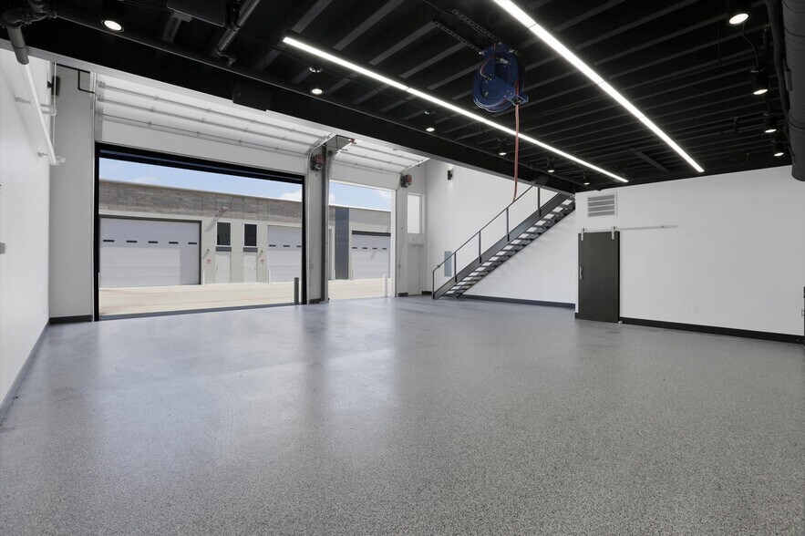 More Photos Of 6767 All Stars Ave, Frisco Showroom For Sale