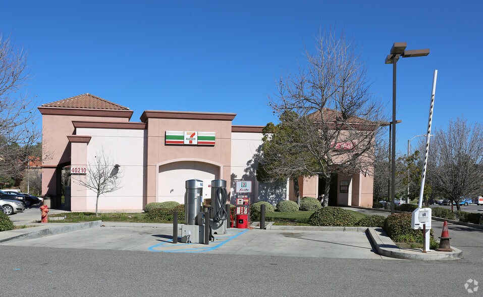 More Photos Of 40210-40250 Murrieta Hot Springs Rd, Murrieta Unknown For Lease