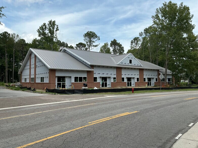 Primary Photo Of Joe Rouse Rd, Mount Pleasant Flex For Lease