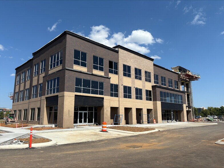 More Photos Of 1600 Gateway Blvd, Murfreesboro Office For Lease