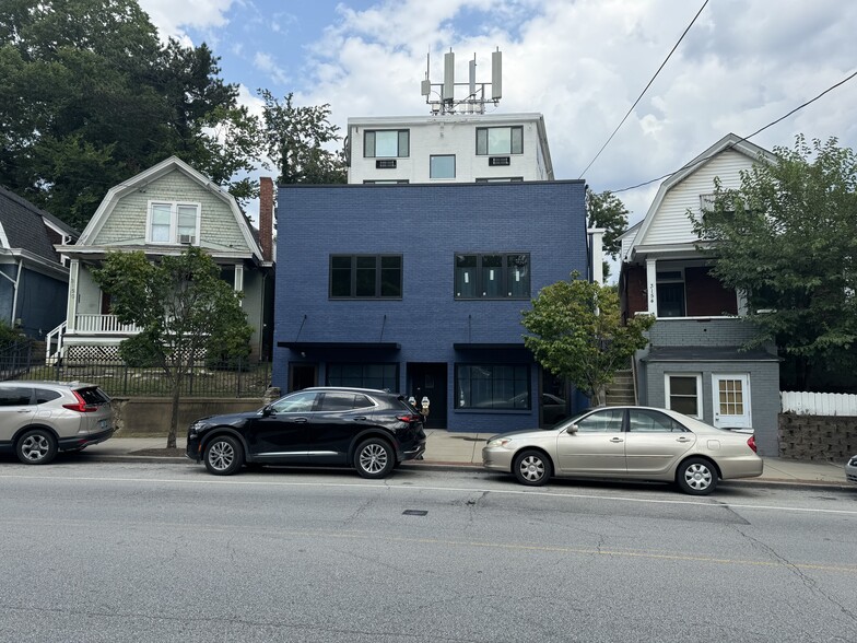 Primary Photo Of 3152 Linwood Ave, Cincinnati Storefront Retail Office For Lease