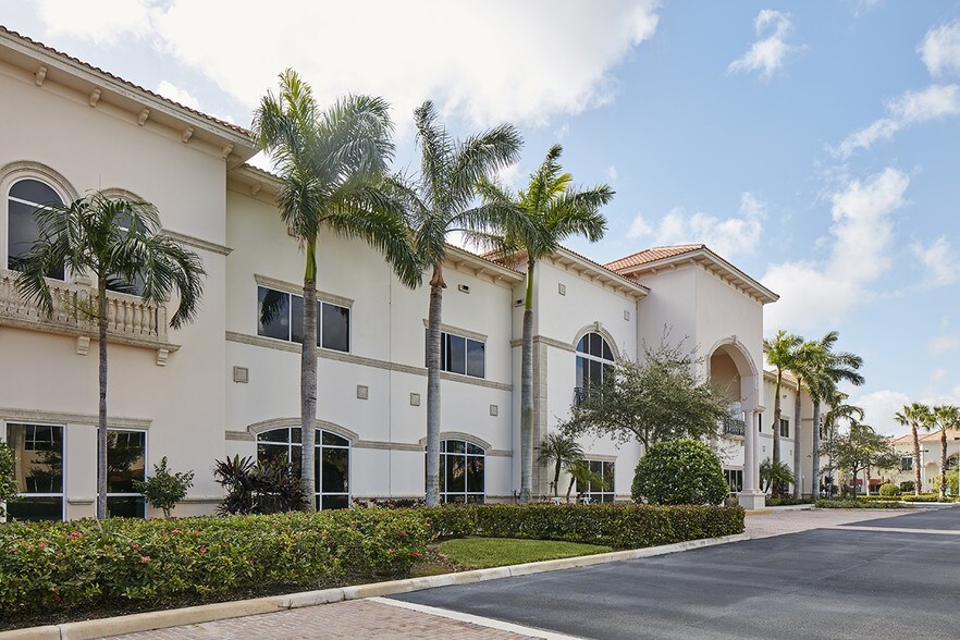 More Photos Of 3801-3901 Design Center Dr, Palm Beach Gardens Office For Lease