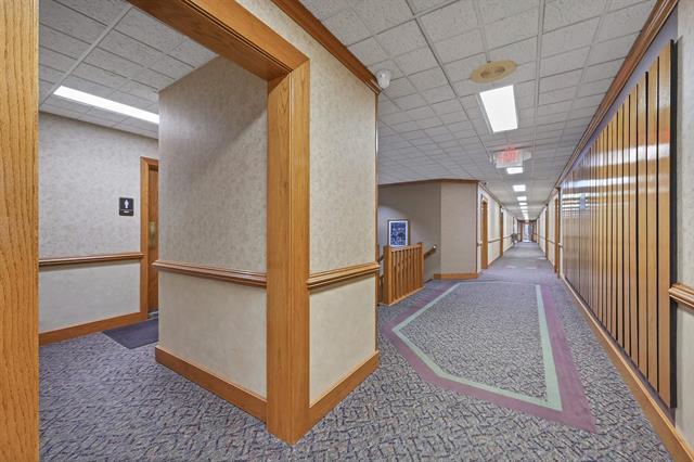 More Photos Of 414 E Walnut St, Green Bay Office For Sale
