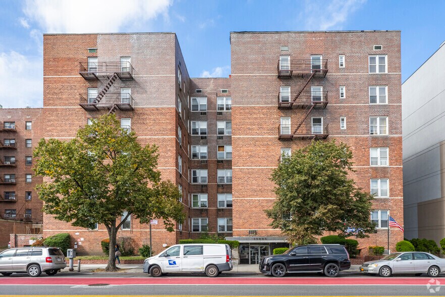 More Photos Of 190-05 Hillside Ave, Hollis Apartments For Lease