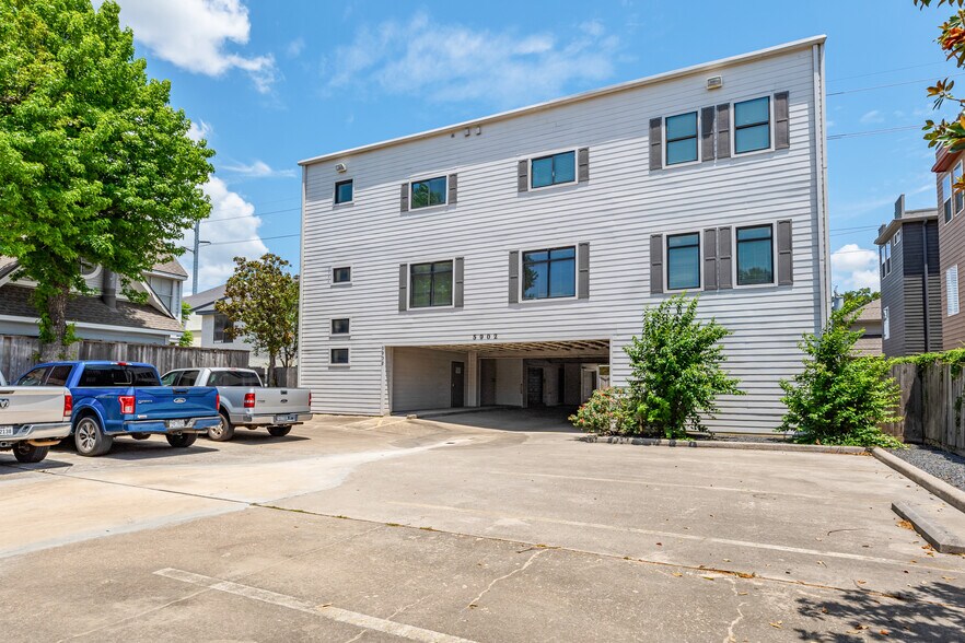 Primary Photo Of 5902 Winsome Ln, Houston Office Residential For Sale