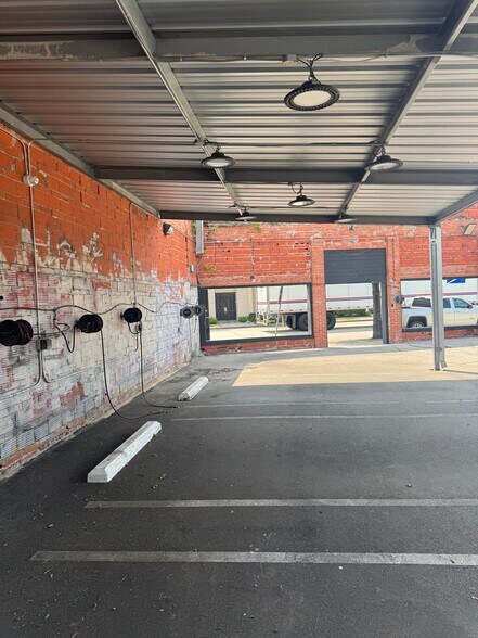 More Photos Of 4409 Almeda Rd, Houston Office For Lease