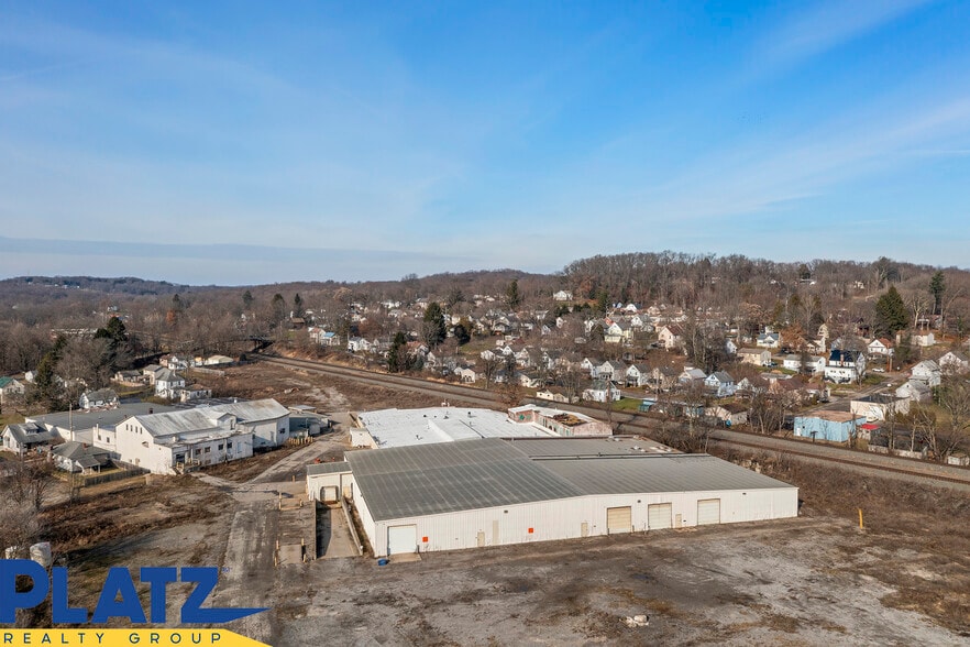 More Photos Of 460 Park Ave, East Palestine Manufacturing For Sale