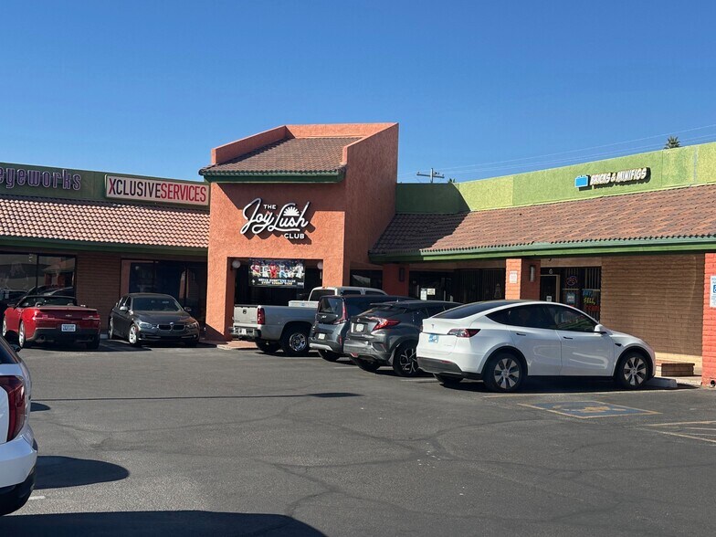 More Photos Of 24 W Camelback Rd, Phoenix Unknown For Lease