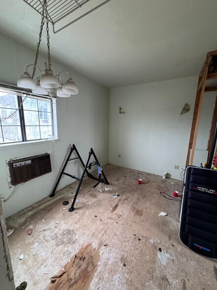 More Photos Of 20 Main St, Isleton Hospitality For Sale