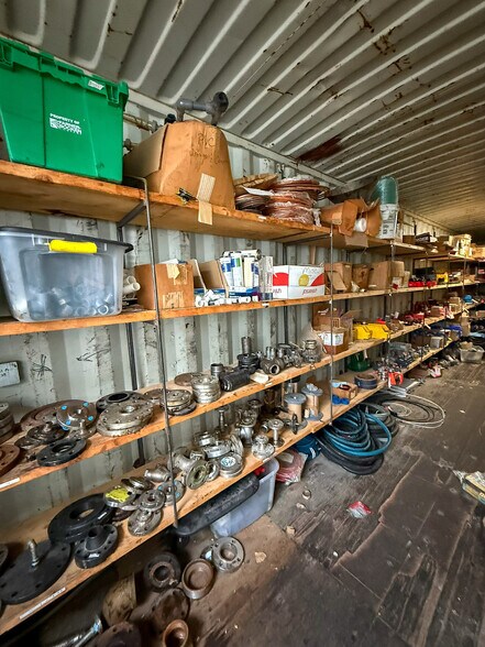 More Photos Of 5640 44th Ave S, Clinton Industrial For Sale