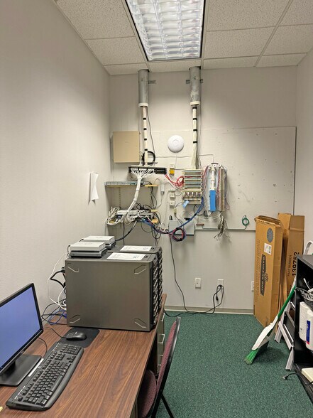 More Photos Of 195 Concourse Blvd, Santa Rosa Office For Sale