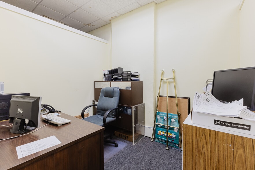 More Photos Of 205 W. Forsyth Street, Americus General Retail For Sale
