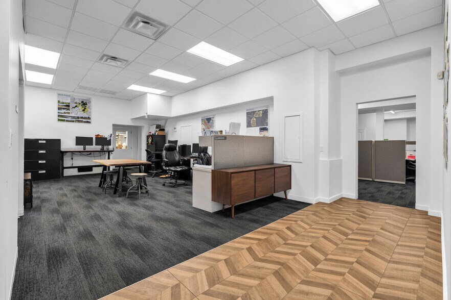 More Photos Of 140 W Main St, Clinton Township Office For Sale