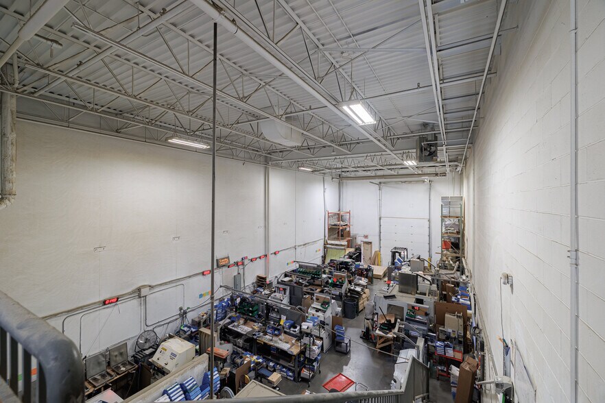 More Photos Of 6701-6777 Fairmount Dr SE, Calgary Warehouse For Lease