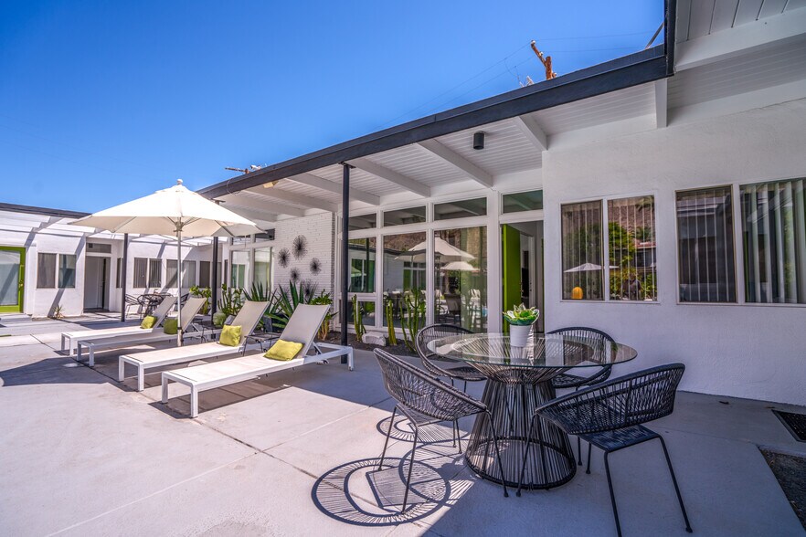 More Photos Of 350 S Belardo Rd, Palm Springs Hotel For Sale