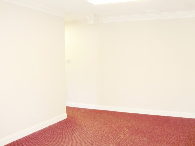 More Photos Of 5400 Laurel Springs Pky, Suwanee Office For Sale