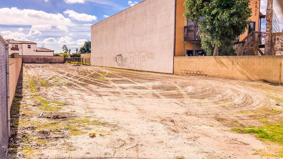 More Photos Of 8826 Artesia Blvd, Bellflower Land For Sale