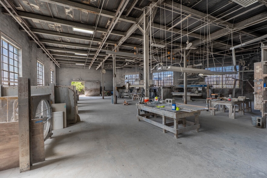 More Photos Of 1085 E Delavan Ave, Buffalo Warehouse For Sale