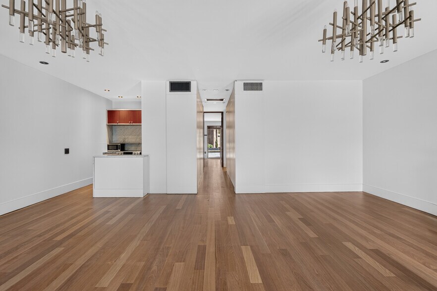 More Photos Of 60 Greenwich Ave, New York Apartments For Sale