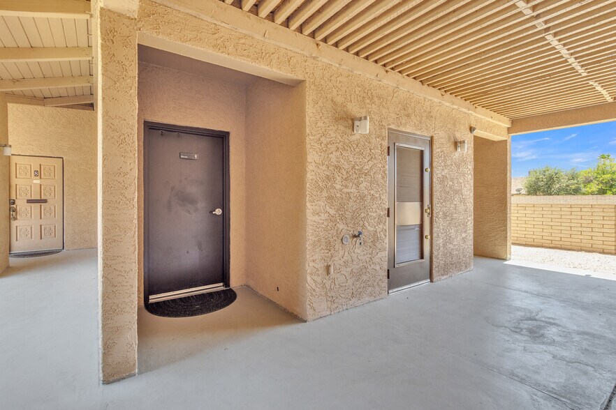 More Photos Of 13711 W Camino Del Sol, Sun City West Medical For Lease